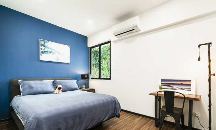 blue two colour combination for bedroom walls